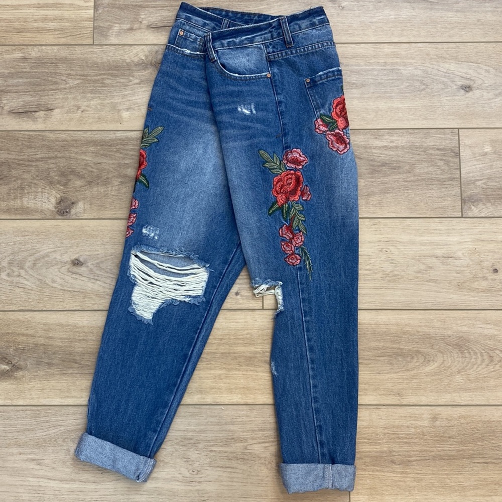 Missguided | Riot | Embroidered High Rise Distressed Mom Jeans - Picture 8 of 16